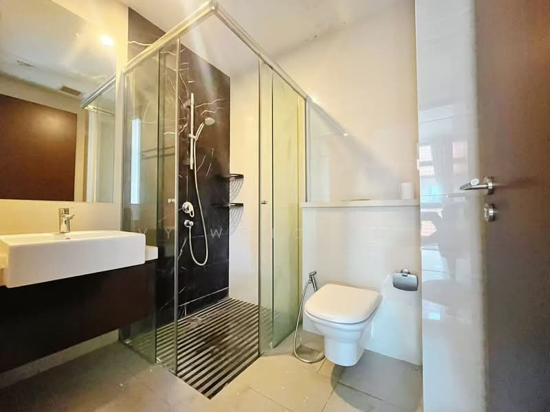 Meridian 38, 38 Lorong M Telok Kurau, 3 Bedrooms, 1,152 sqft, Apartment For Sale, by Ivy Weng 翁剑英, 500107453 - Bathroom - PropertyGuru.com.sg