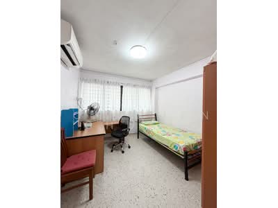For Rent - 15 Beach Road