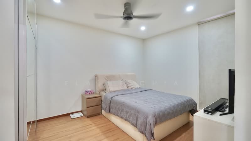 Tai Hwan Garden, Tai Hwan Heights, 5 Bedrooms, 3,600 sqft, Terraced House For Sale, by Elaine Chia, 500107464 - Bedroom - PropertyGuru.com.sg