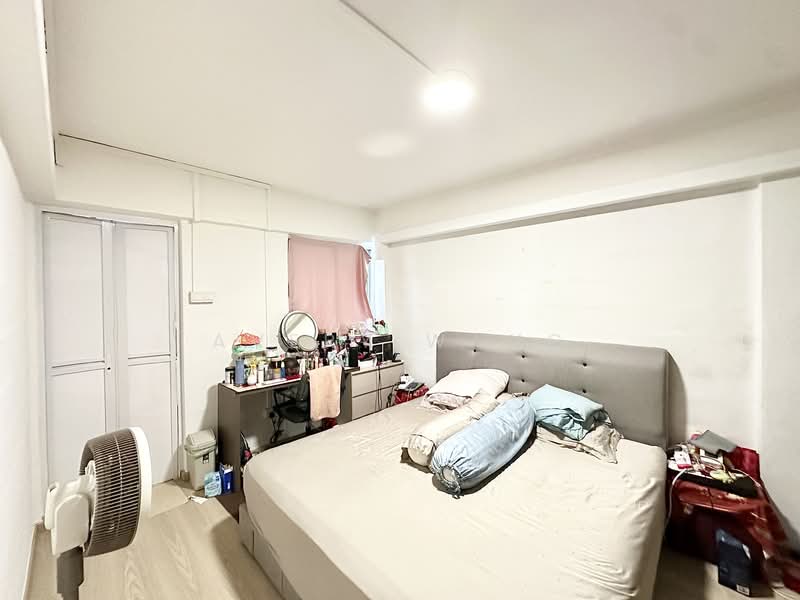 296 Tampines Street 22, 296 Tampines Street 22, 2 Bedrooms, 721 sqft, HDB Flat For Sale, by Avery Wang, 500107465 - Bedroom - PropertyGuru.com.sg