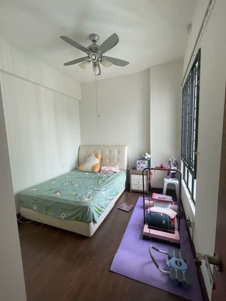 Regent Heights, 50 Bukit Batok East Avenue 5, 3 Bedrooms, 1,163 sqft, Condominium For Sale, by Lin Yiqian, 500107466 - Bedroom - PropertyGuru.com.sg