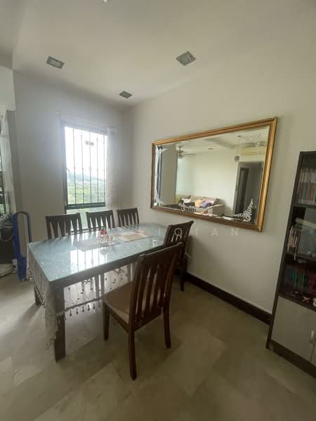 Regent Heights, 50 Bukit Batok East Avenue 5, 3 Bedrooms, 1,163 sqft, Condominium For Sale, by Lin Yiqian, 500107466 - Dining Room - PropertyGuru.com.sg