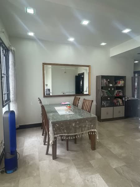 Regent Heights, 50 Bukit Batok East Avenue 5, 3 Bedrooms, 1,163 sqft, Condominium For Sale, by Lin Yiqian, 500107466 - Dining Room - PropertyGuru.com.sg