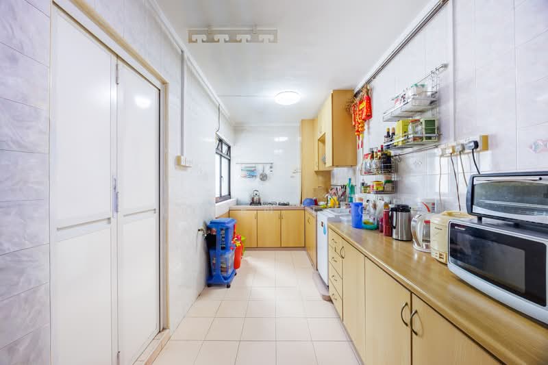 671B Klang Lane, 671B Klang Lane, 3 Bedrooms, 915 sqft, HDB Flat For Sale, by Logen Teo, 500107482 - Kitchen - PropertyGuru.com.sg