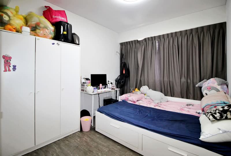 694D Woodlands Drive 62, 694D Woodlands Drive 62, 2 Bedrooms, 732 sqft, HDB Flat For Sale, by Evyn Xu, 500107483 - Bedroom - PropertyGuru.com.sg