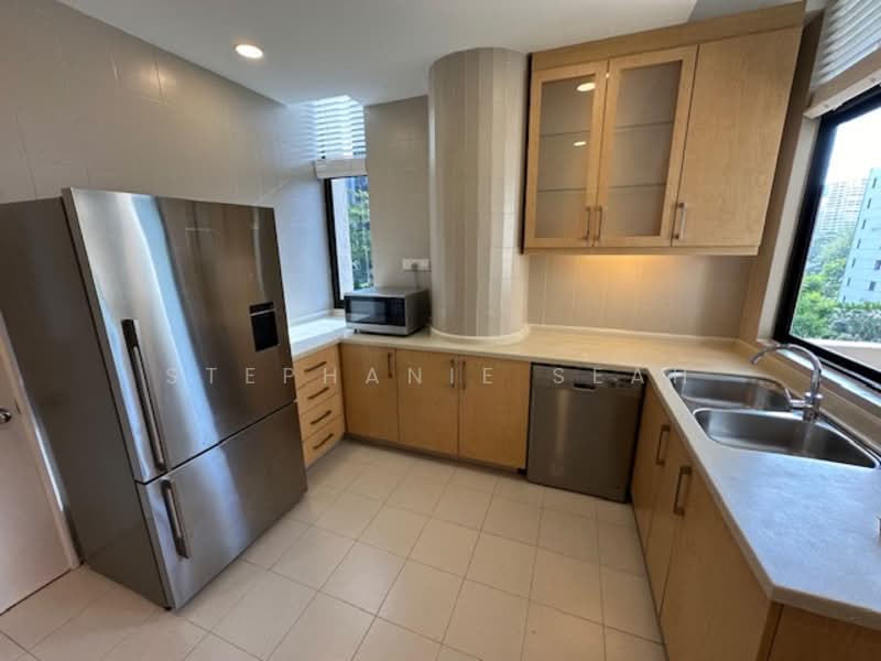 The Colonnade, 82 Grange Road, 2 Bedrooms, 2,883 sqft, Condominium For Rent, by Stephanie Seah, 500107491 - Kitchen - PropertyGuru.com.sg