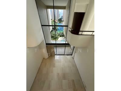 For Rent - The Colonnade