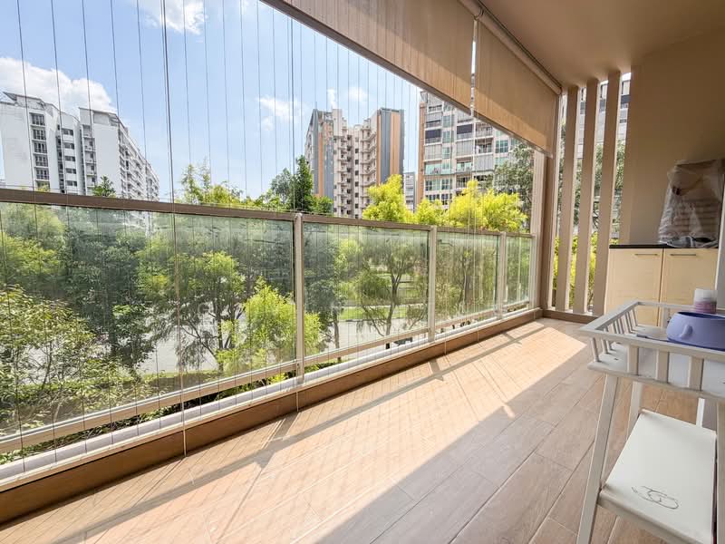 Sea Horizon, 1 Pasir Ris Rise, 4 Bedrooms, 1,335 sqft, Executive Condominium For Sale, by Gavin Heng, 500107503 - Balcony - PropertyGuru.com.sg