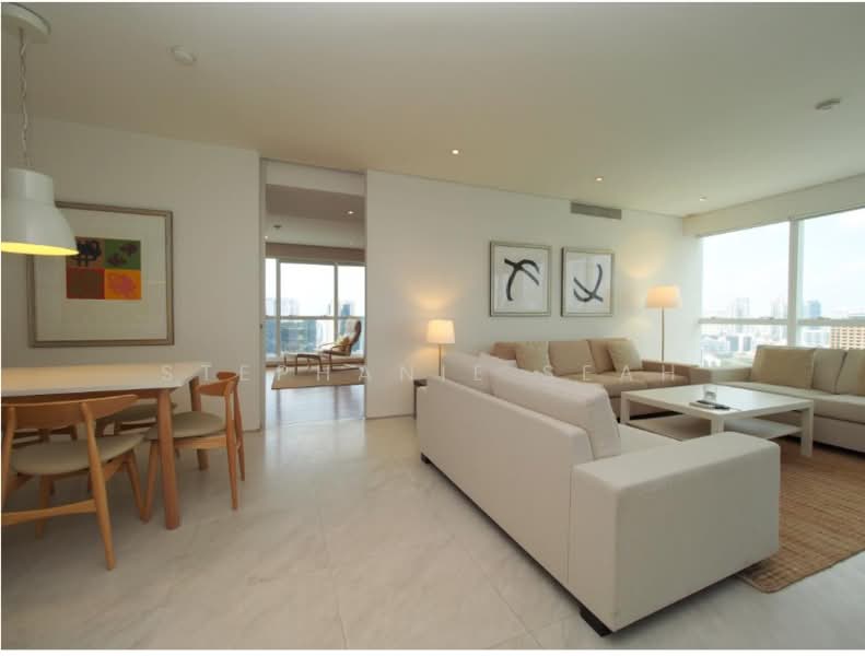 One North Bridge, 1 North Bridge Road, 2 Bedrooms, 1,012 sqft, Apartment For Rent, by Stephanie Seah, 500107513 - Living Room - PropertyGuru.com.sg