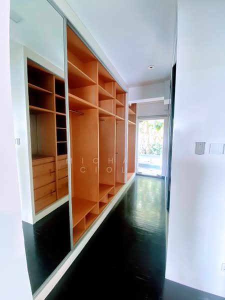 Swiss View, Swiss View, 6 Bedrooms, 4,300 sqft, Terraced House For Rent, by Michael Ciola, 500107518 - Interior - PropertyGuru.com.sg