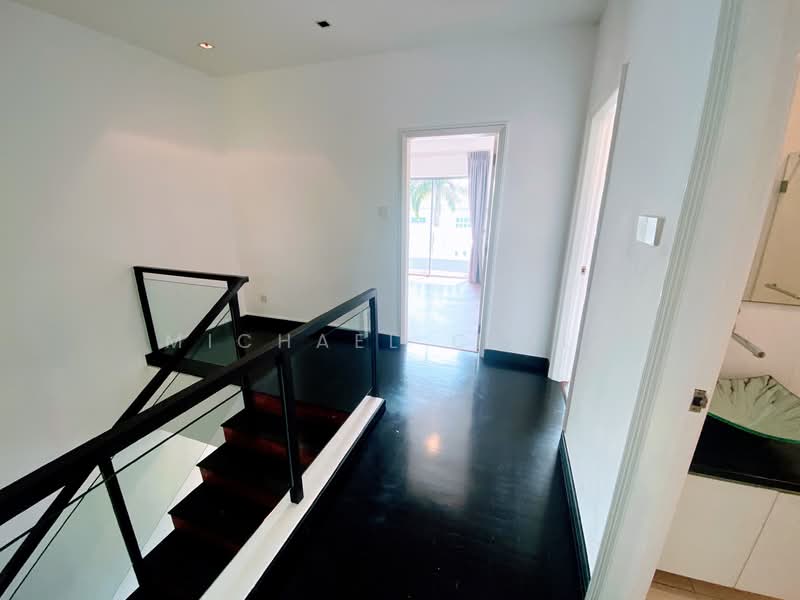 Swiss View, Swiss View, 6 Bedrooms, 4,300 sqft, Terraced House For Rent, by Michael Ciola, 500107518 - Interior - PropertyGuru.com.sg