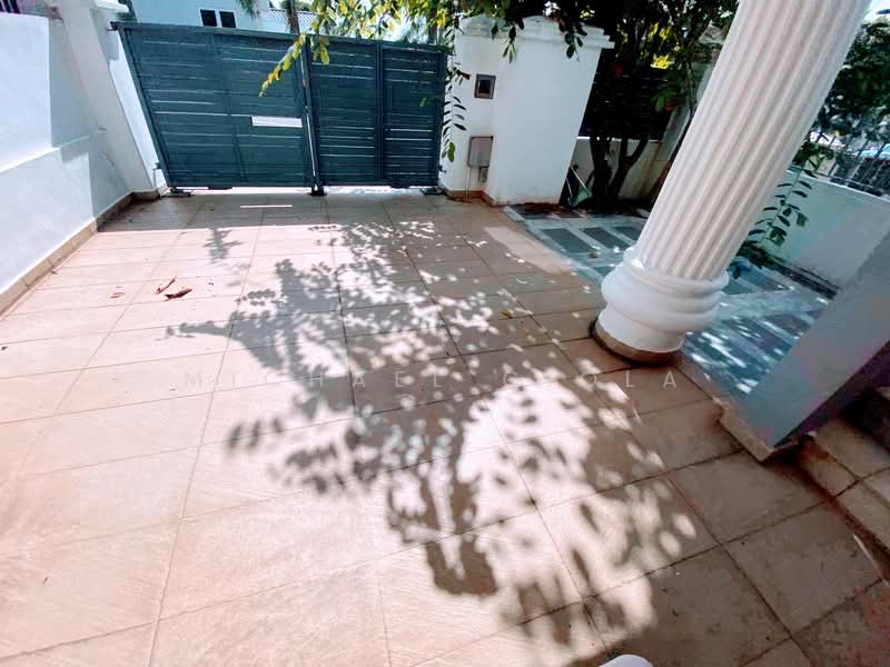 Swiss View, Swiss View, 6 Bedrooms, 4,300 sqft, Terraced House For Rent, by Michael Ciola, 500107518 - Exterior - PropertyGuru.com.sg