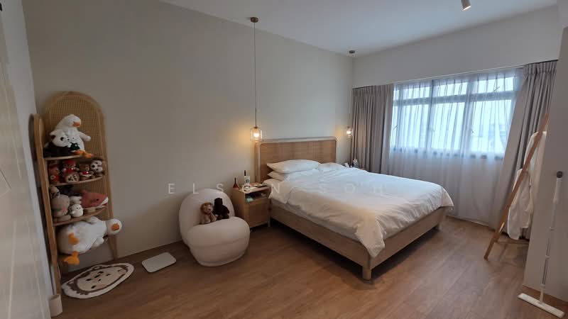 377A Hougang Street 32, 377A Hougang Street 32, 3 Bedrooms, 1,227 sqft, HDB Flat For Sale, by ELSON SOH, 500107525 - Bedroom - PropertyGuru.com.sg