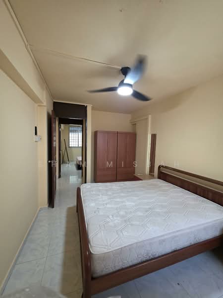 105 Bishan Street 12, 105 Bishan Street 12, 2 Bedrooms, 688 sqft, HDB Flat For Sale, by Sham Misbah, 500107532 - Bedroom - PropertyGuru.com.sg