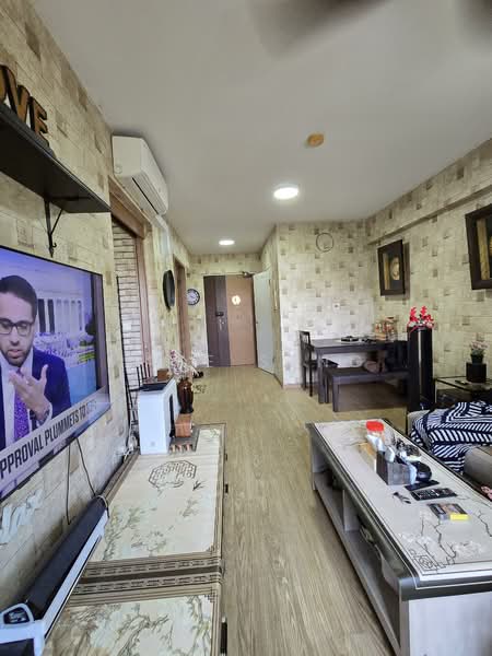 467C Bukit Batok West Avenue 9, 467C Bukit Batok West Avenue 9, 1 Bedroom, 506 sqft, HDB Flat For Sale, by Jake Seng, 500107555 - Living Room - PropertyGuru.com.sg