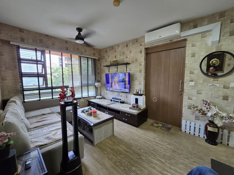 467C Bukit Batok West Avenue 9, 467C Bukit Batok West Avenue 9, 1 Bedroom, 506 sqft, HDB Flat For Sale, by Jake Seng, 500107555 - Living Room - PropertyGuru.com.sg