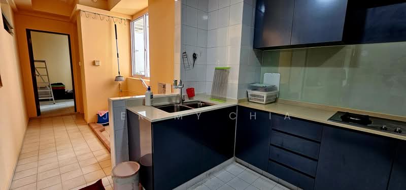 Hume Park II, 29 Hume Avenue, 3 Bedrooms, 1,356 sqft, Condominium For Rent, by Jeremy Chia, 500107565 - Kitchen - PropertyGuru.com.sg