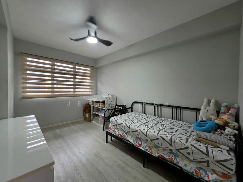 443C Bukit Batok West Avenue 8, 443C Bukit Batok West Avenue 8, 3 Bedrooms, 1,205 sqft, HDB Flat For Sale, by Jeremy Peh, 500107566 - Bedroom - PropertyGuru.com.sg