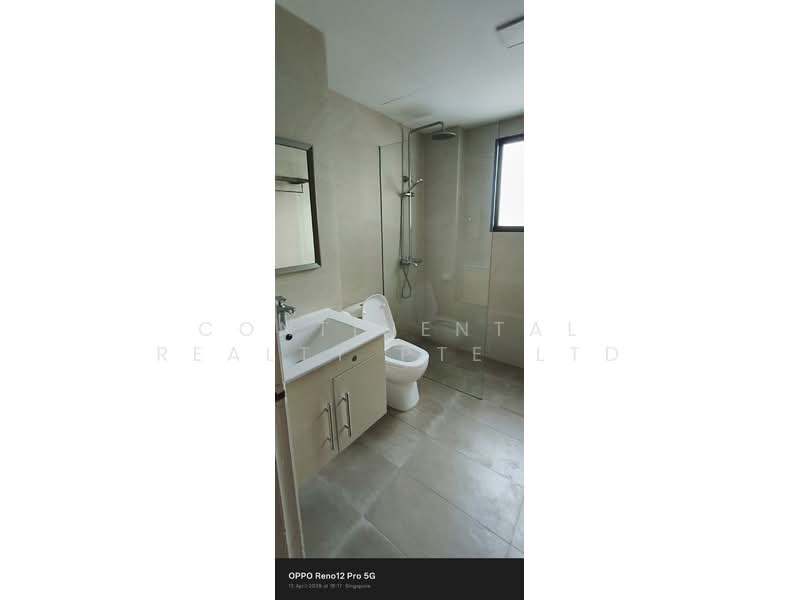 Central Green, 9 Jalan Membina, 3 Bedrooms, 1,808 sqft, Condominium For Rent, by DELIA, 500107569 - Bathroom - PropertyGuru.com.sg
