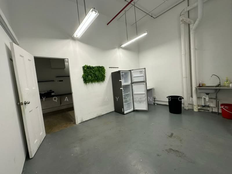 Paya Ubi Industrial Park, 51 Ubi Avenue 1, 2,182 sqft, Light Industrial (B1) For Rent, by Hyqal Rayyan Boh, 500107582 - Interior - CommercialGuru.com.sg