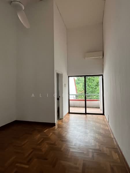 Villa Delle Rose, Taman Nakhoda, 3 Bedrooms, 2,890 sqft, Condominium For Rent, by Alice Yap, 500107583 - Balcony - PropertyGuru.com.sg