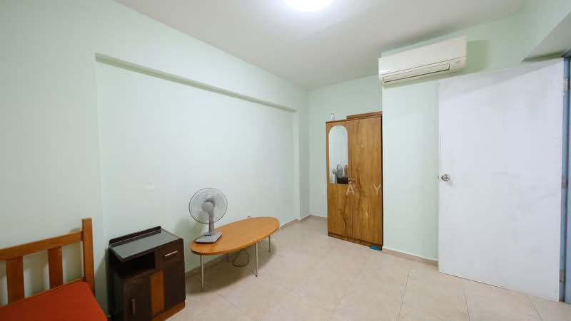 143 Lorong 2 Toa Payoh, 143 Lorong 2 Toa Payoh, Room Rental, 250 sqft, HDB Flat For Rent, by Jarel Tay, 500107594 - PropertyGuru.com.sg