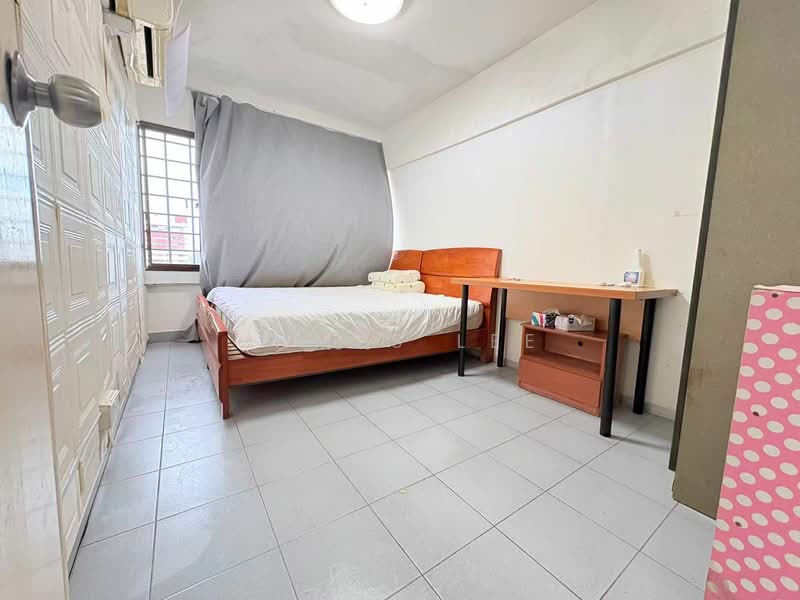 People's Park Complex, 1 Park Road, 8 Bedrooms, 1,604 sqft, Apartment For Sale, by James Lee, 500107617 - Bedroom - PropertyGuru.com.sg