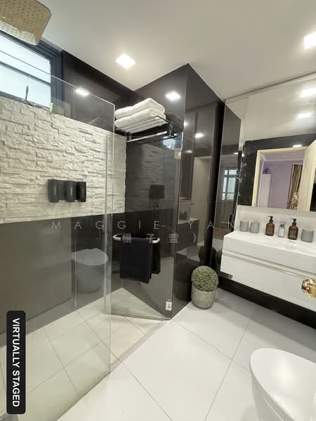 Sanctuary Green, 181 Tanjong Rhu Road, 3 Bedrooms, 1,356 sqft, Condominium For Sale, by Maggie Yang (楊子萱）, 500107623 - Bathroom - PropertyGuru.com.sg