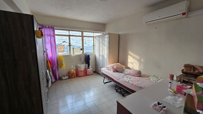 545 Ang Mo Kio Avenue 10, 545 Ang Mo Kio Avenue 10, 3 Bedrooms, 1,270 sqft, HDB Flat For Sale, by Janelle Lim, 500107630 - Bedroom - PropertyGuru.com.sg