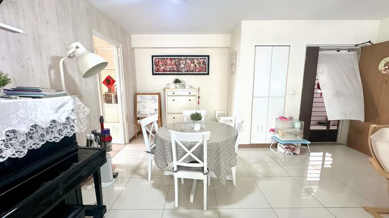 453B Bukit Batok West Avenue 6, 453B Bukit Batok West Avenue 6, 3 Bedrooms, 1,238 sqft, HDB Flat For Sale, by Angela Wang, 500107637 - Interior - PropertyGuru.com.sg