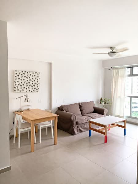 446C Jalan Kayu, 446C Jalan Kayu, 3 Bedrooms, 1,001 sqft, HDB Flat For Sale, by Angie Liew, 500107645 - Living Room - PropertyGuru.com.sg