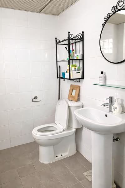 446C Jalan Kayu, 446C Jalan Kayu, 3 Bedrooms, 1,001 sqft, HDB Flat For Sale, by Angie Liew, 500107645 - Bathroom - PropertyGuru.com.sg