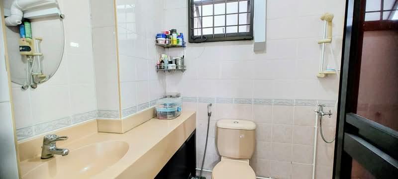 357C Admiralty Drive, 357C Admiralty Drive, 3 Bedrooms, 1,022 sqft, HDB Flat For Sale, by James Yeo, 500107647 - Bathroom - PropertyGuru.com.sg