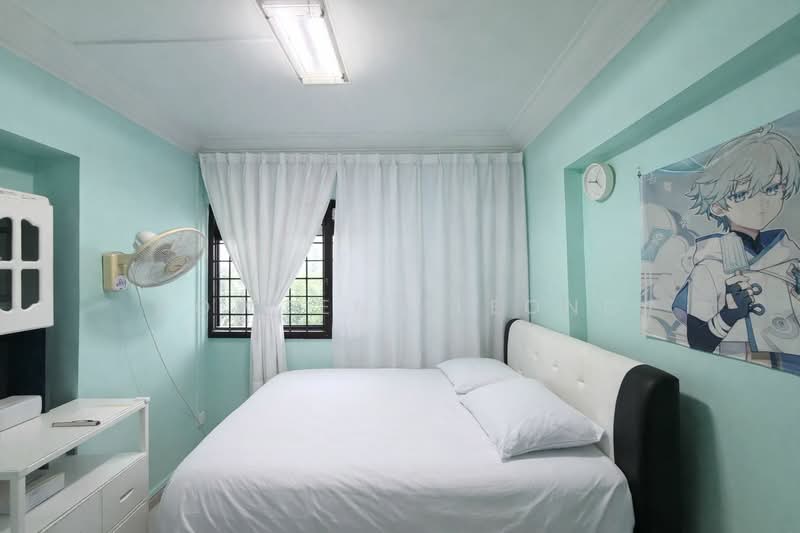 617 Jurong West Street 65, 617 Jurong West Street 65, 3 Bedrooms, 915 sqft, HDB Flat For Sale, by Howgene Leong, 500107652 - Bedroom - PropertyGuru.com.sg