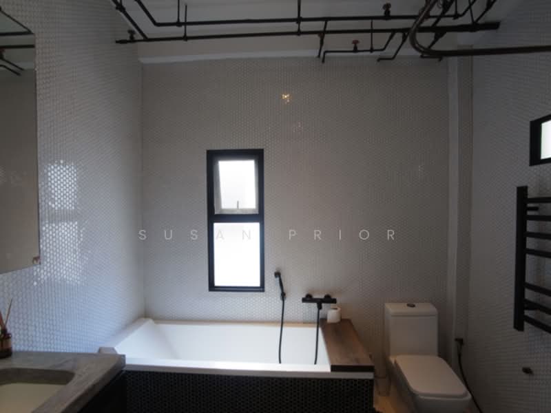 The Upper House Loft, Nearby Sing Avenue, Farrer Road, 2 Bedrooms, 1,750 sqft, Walk-up Apartment For Rent, by Susan Prior, 500107654 - Bathroom - PropertyGuru.com.sg