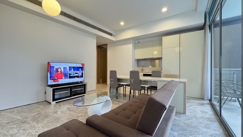 The Laurels @ Cairnhill Road, 38 Cairnhill Road, 2 Bedrooms, 883 sqft, Condominium For Sale, by Eric Yeo, 500107660 - Living Room - PropertyGuru.com.sg