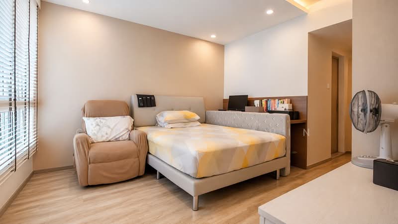 Rivervale Crest, 5 Rivervale Crescent, 3 Bedrooms, 1,141 sqft, Condominium For Sale, by Christine Chin, 500107667 - Bedroom - PropertyGuru.com.sg