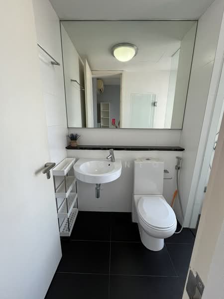 The Centris, 65 Jurong West Central 3, Room Rental, 250 sqft, Apartment For Rent, by Ping Neo, 500107672 - Bathroom - PropertyGuru.com.sg