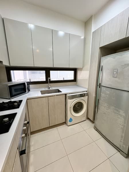 The Wisteria, 592 Yishun Ring Road, 3 Bedrooms, 969 sqft, Condominium For Sale, by Leon Chea, 500107679 - Kitchen - PropertyGuru.com.sg