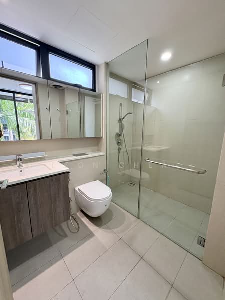 The Wisteria, 592 Yishun Ring Road, 3 Bedrooms, 969 sqft, Condominium For Sale, by Leon Chea, 500107679 - Bathroom - PropertyGuru.com.sg