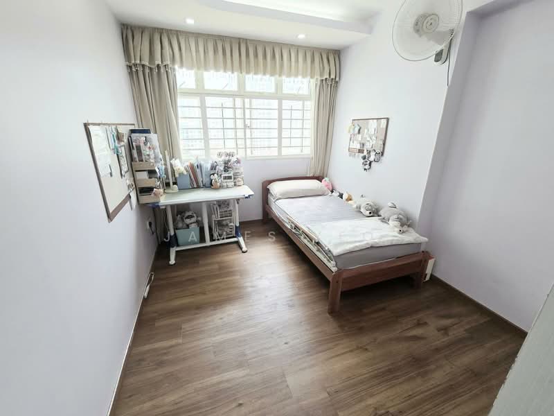 664B Punggol Drive, 664B Punggol Drive, 3 Bedrooms, 1,184 sqft, HDB Flat For Sale, by James Yeo, 500107680 - Bedroom - PropertyGuru.com.sg