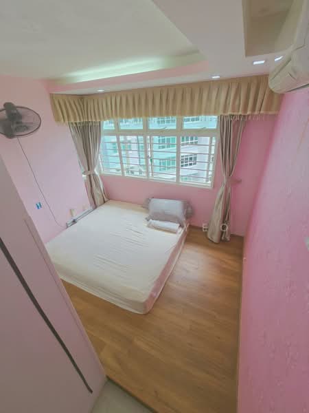 664B Punggol Drive, 664B Punggol Drive, 3 Bedrooms, 1,184 sqft, HDB Flat For Sale, by James Yeo, 500107680 - Bedroom - PropertyGuru.com.sg