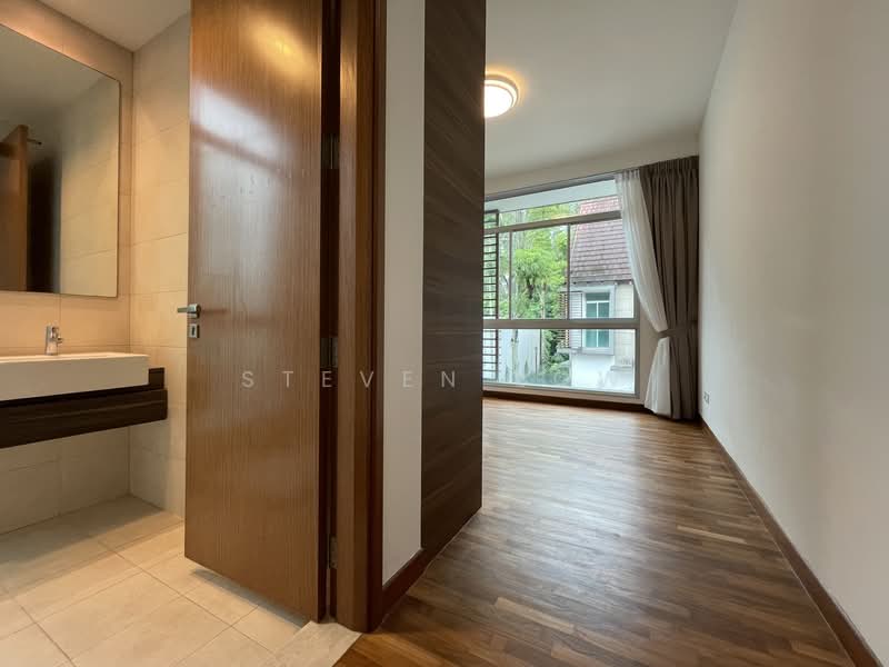 Whiteshores, Punggol 17th Avenue, 5 Bedrooms, 5,188 sqft, Cluster House For Rent, by Steven Low, 500107711 - Bathroom - PropertyGuru.com.sg