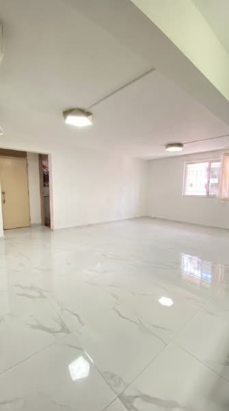 172 Bishan Street 13, 172 Bishan Street 13, 3 Bedrooms, 1,302 sqft, HDB Flat For Sale, by Johnny Ng Cheng Lim, 500107718 - Living room - PropertyGuru.com.sg