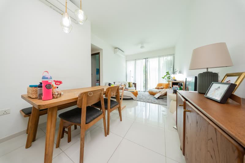 Hundred Trees, 95 West Coast Drive, 2 Bedrooms, 786 sqft, Condominium For Sale, by Timothy Chen, 500107734 - Dining Room - PropertyGuru.com.sg