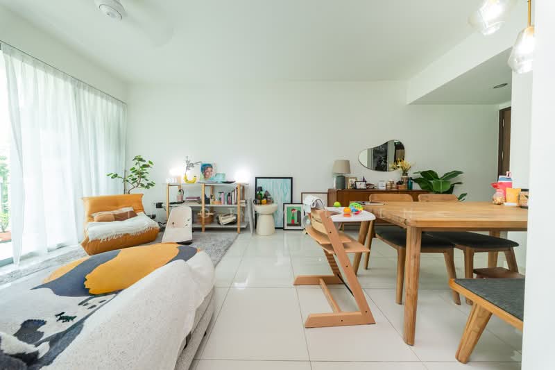 Hundred Trees, 95 West Coast Drive, 2 Bedrooms, 786 sqft, Condominium For Sale, by Timothy Chen, 500107734 - Living Room - PropertyGuru.com.sg