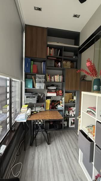 The Crest, 101 Prince Charles Crescent, 3 Bedrooms, 1,324 sqft, Condominium For Sale, by Clarissa Choh, 500107741 - Study - PropertyGuru.com.sg