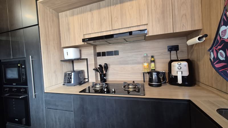 986A Buangkok Crescent, 986A Buangkok Crescent, 1 Bedroom, 506 sqft, HDB Flat For Sale, by Shaun Dhillon, 500107744 - Kitchen - PropertyGuru.com.sg