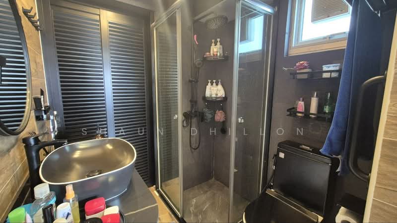 986A Buangkok Crescent, 986A Buangkok Crescent, 1 Bedroom, 506 sqft, HDB Flat For Sale, by Shaun Dhillon, 500107744 - Bathroom - PropertyGuru.com.sg