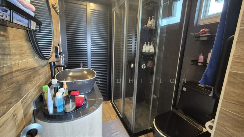 986A Buangkok Crescent, 986A Buangkok Crescent, 1 Bedroom, 506 sqft, HDB Flat For Sale, by Shaun Dhillon, 500107744 - Bathroom - PropertyGuru.com.sg